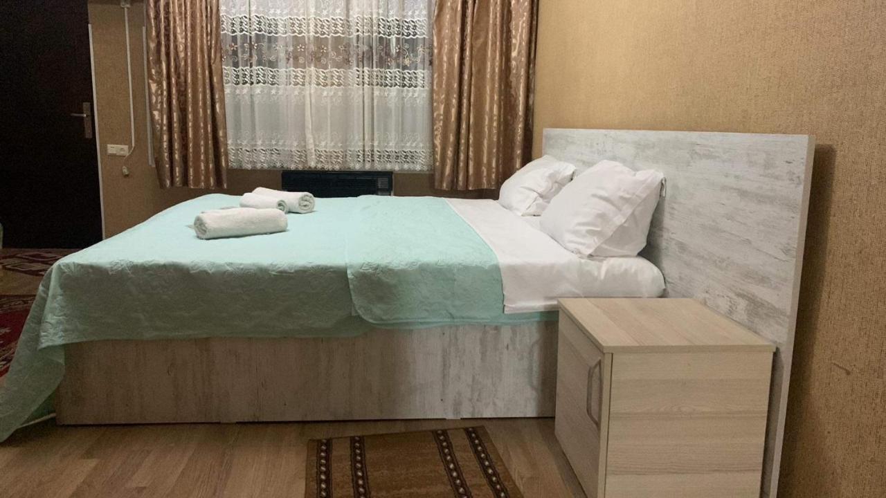 Hostel Saba Kutaisi Bagian luar foto